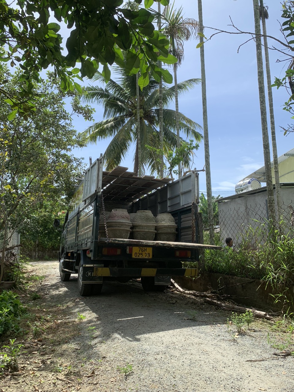 chuyen hang da nang quang ngai gia re