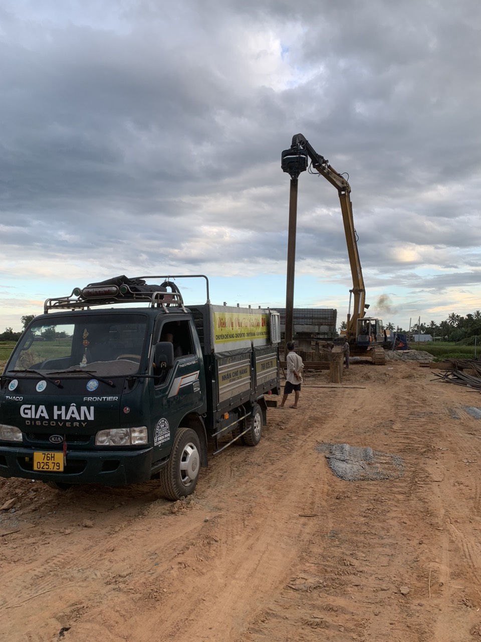 chuyen hang hoa quang ngai1